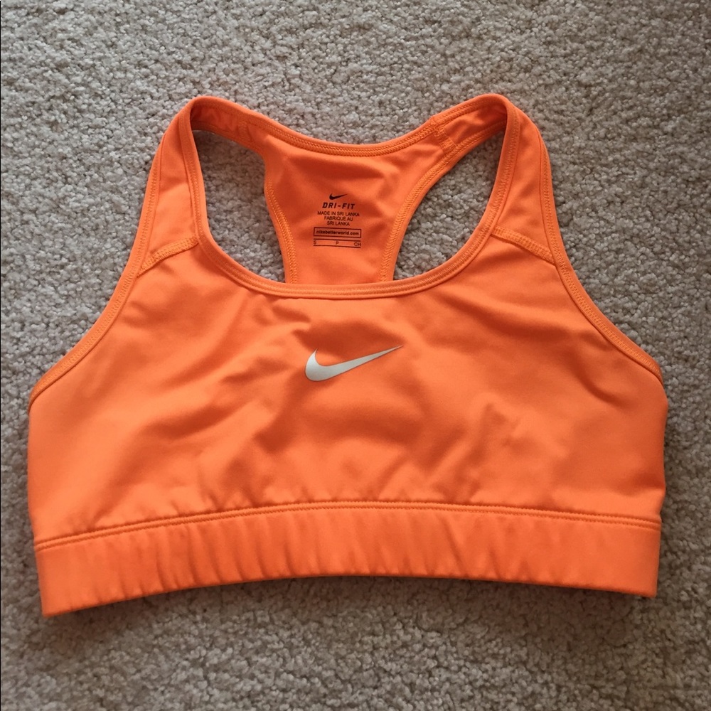 NEON orange Nike sports bra💕🏃‍♀️